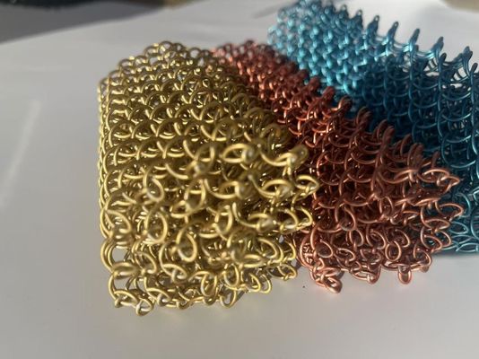 आधुनिक डिज़ाइन स्टेनलेस स्टील 304 चेन लिंक पर्दा, 6 मिमी एपर्चर आकार के साथ, वास्तुशिल्प धातु जाल के लिए