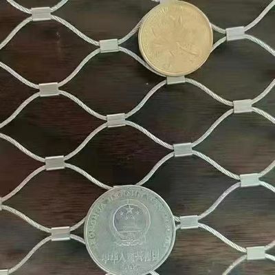 स्टेनलेस स्टील 304 316 रस्सी वायर मेश 2mm 2.5mm 3mm मोटाई
