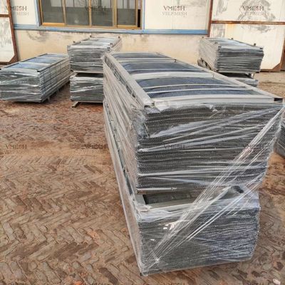 गल्वानाइज्ड एक्सपेंडेड स्टूक वायर मेटल लैथ 27x96 इंच G60 G90