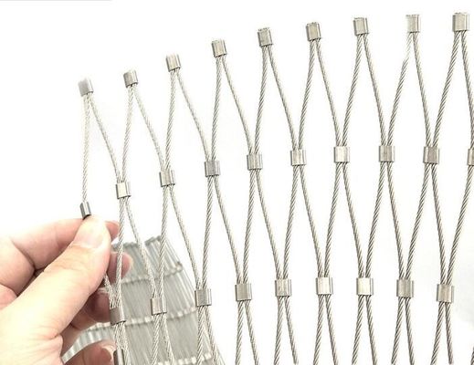 304 स्टेनलेस स्टील रस्सी जाल लचीला सुरक्षा जाल, बालकनी और चिड़ियाघर बाड़ों के लिए अनुकूलित आकार के साथ सजावटी तार रस्सी जाल