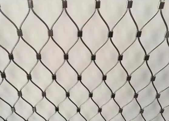 ब्लैक ऑक्सीडेशन स्टेनलेस स्टील वायर रोप मेश 50x50mm