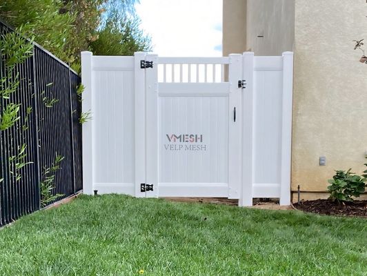 पीवीसी गोपनीयता बाड़ पैनल 6x8ft सफेद रखरखाव-मुक्त