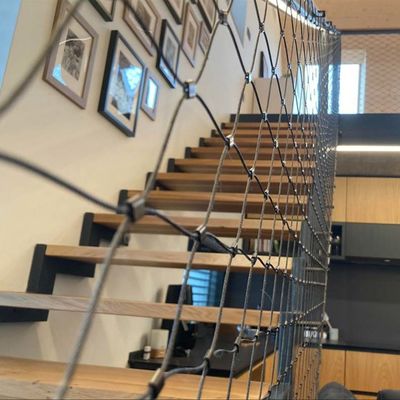 हल्के एंटी-रस्ट सुरक्षा बाड़ स्टेनलेस स्टील तार रस्सी जाल हीरा छेद के आकार के साथ