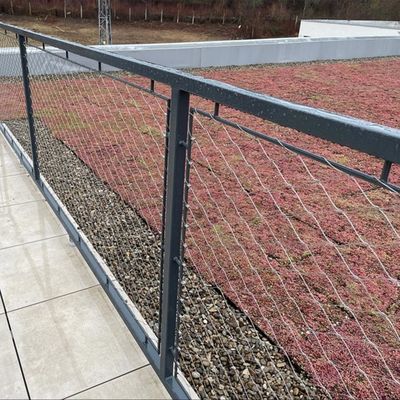 वास्तुशिल्प के लिए स्टेनलेस स्टील केबल रस्सी जाल हीरा लचीला स्क्रीन चिड़ियाघर पशुओं के लिए सुरक्षित