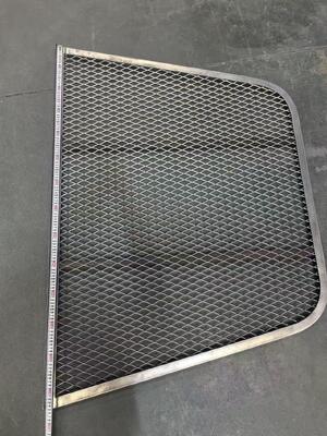 40*80mm Hole Size Powder Coating Expanded Metal Mesh Window Well Cover with Corrosion Resistance