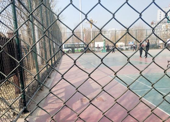 गर्म डुबकी जस्ती हरी चेन लिंक बाड़ 1.5 मीटर 2.0 मीटर ऊंचाई