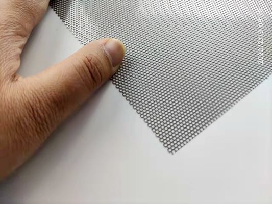 स्पीकर ग्रिल्स के लिए कस्टम 2.03mm छिद्रित धातु जाल