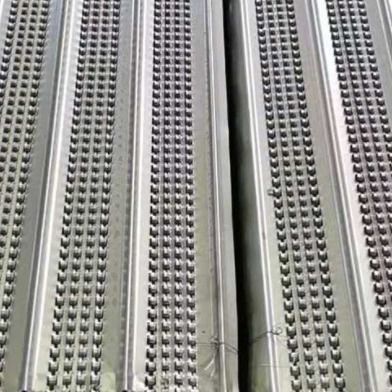 जस्ती स्टील हाई रिब मेटल लैथ 450mm x 2200mm स्थायी फॉर्मवर्क