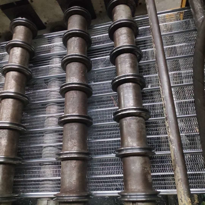 निर्माण सामग्री धातु जाल संरचनात्मक स्थान पर बने रहने के लिए ढालना प्रणाली